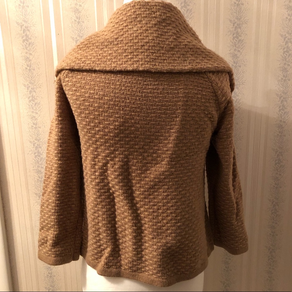 NWOT Banana Republic Merino Wool Sweater - Picture 4 of 8